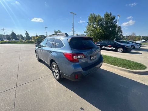 Used 2018 Subaru Outback 2.5i Limited w/ 50th Anniversary Edition AWD/4WD image 6