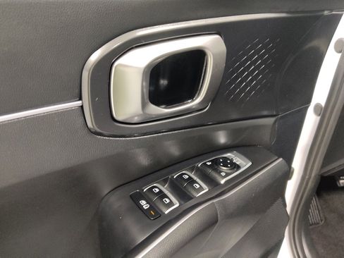 Used 2023 Kia Sorento S FWD image 27