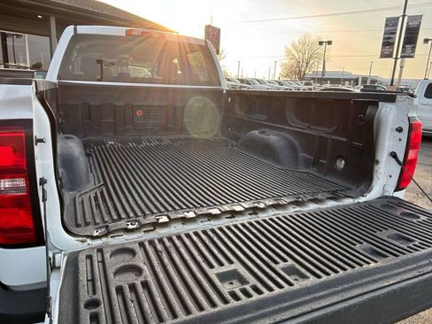 Used 2017 Chevrolet Silverado 2500 LT AWD/4WD image 10