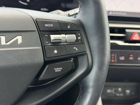Certified 2026 Kia Sportage SX AWD/4WD image 35