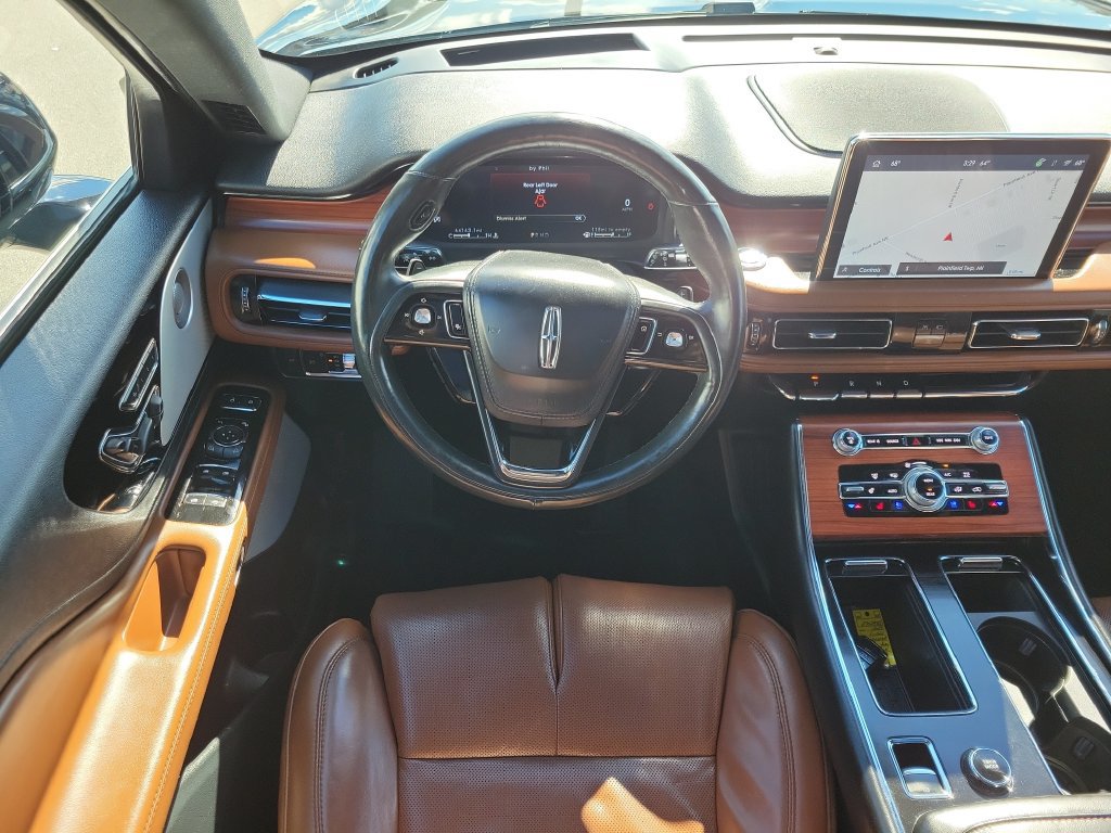 Used 2023 Lincoln Aviator Reserve w/ Equipment Group 201A AWD/4WD image 13