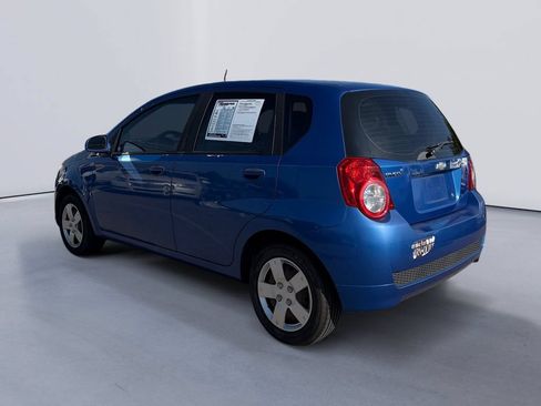 Used 2009 Chevrolet Aveo5 LT FWD image 5