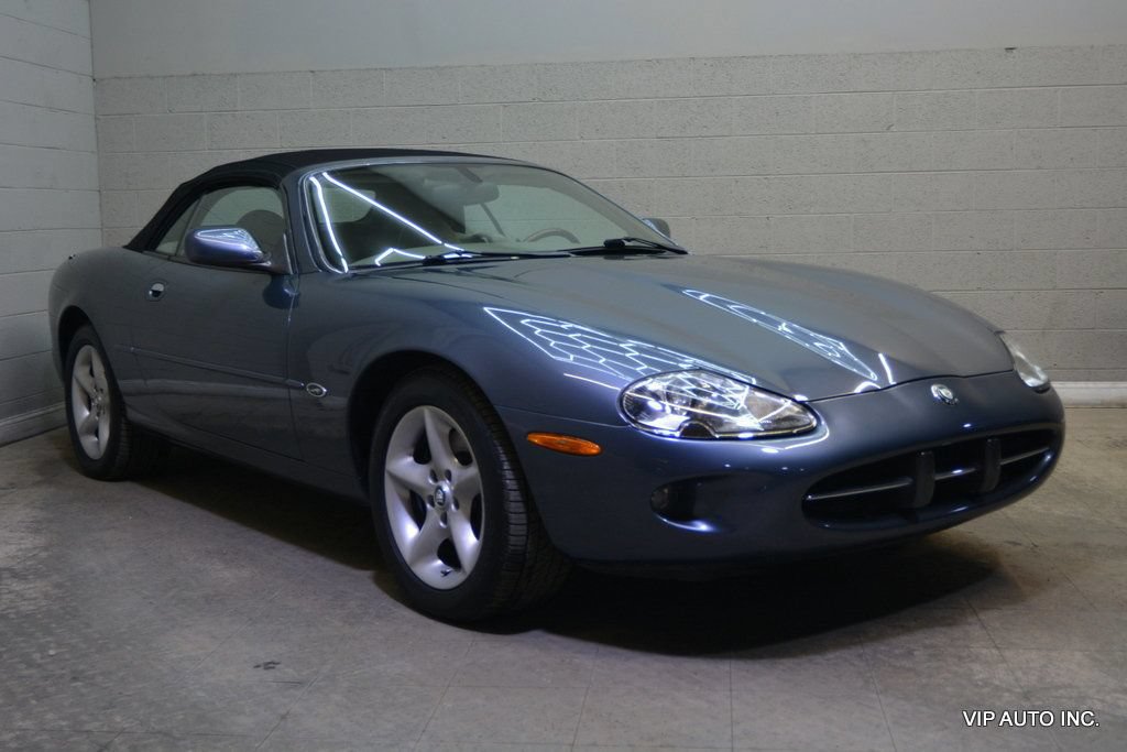 Used 2000 Jaguar XK8 Convertible RWD image 7