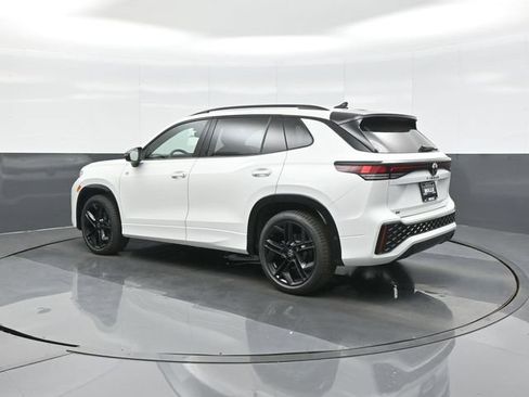 New 2026 Volkswagen Tiguan SE R-Line FWD image 5