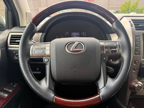 Used 2015 Lexus GX 460 Luxury AWD/4WD image 15
