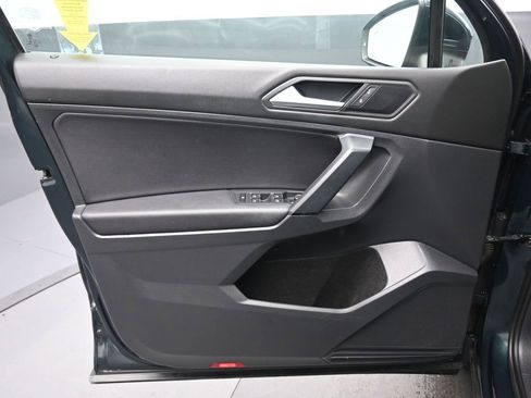 Used 2019 Volkswagen Tiguan SEL image 9