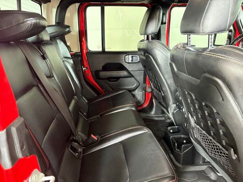 Used 2020 Jeep Gladiator Rubicon image 16