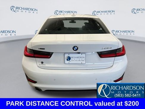 Used 2020 BMW 330i xDrive Sedan w/ Driving Assistance Package image 4