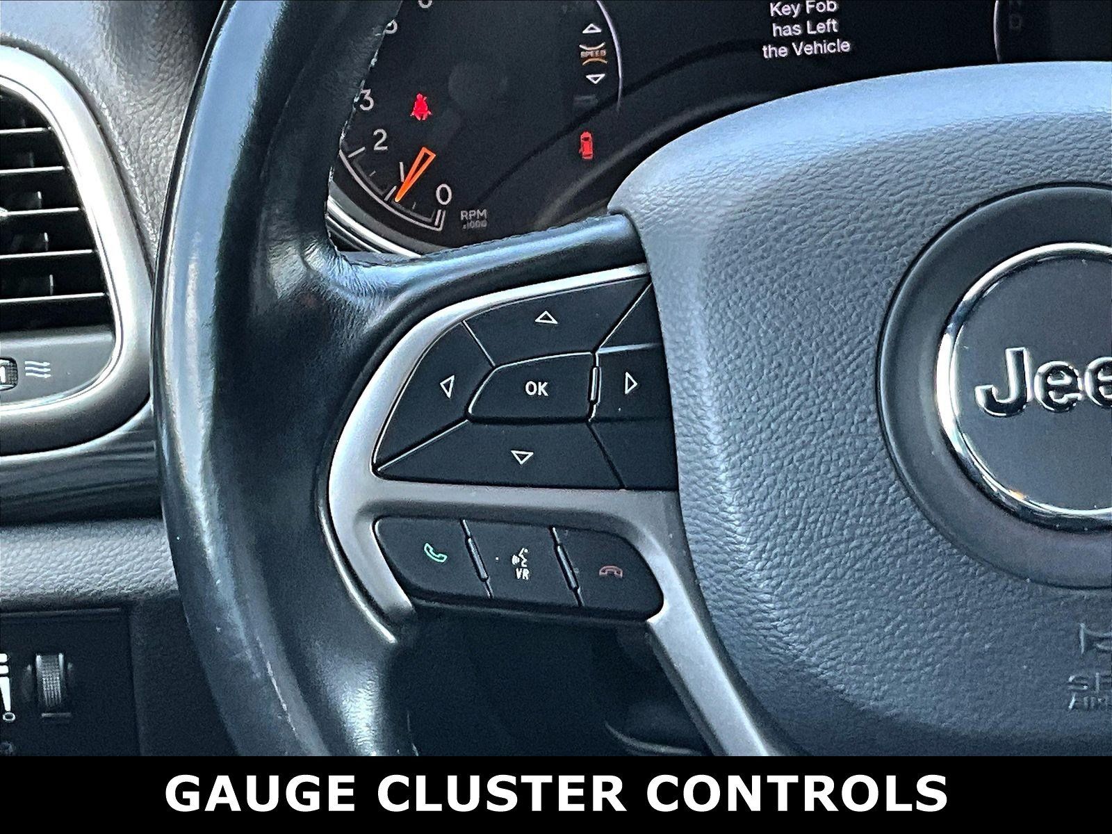 Used 2019 Jeep Grand Cherokee Laredo w/ Laredo X Package RWD image 5