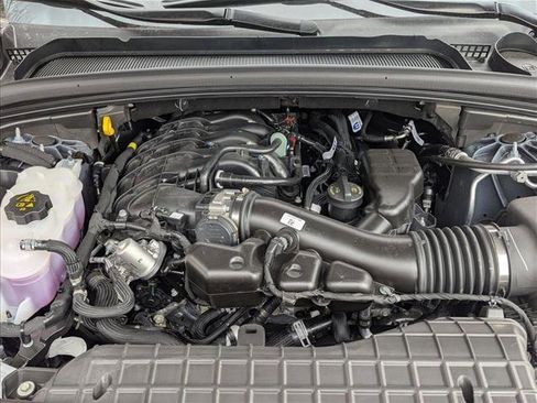 New 2025 Jeep Grand Cherokee L Limited image 16