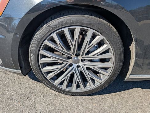 Used 2020 Audi A8 L 3.0T w/ Executive Package image 12