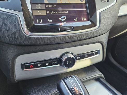 Used 2016 Volvo XC90 T5 Momentum image 23
