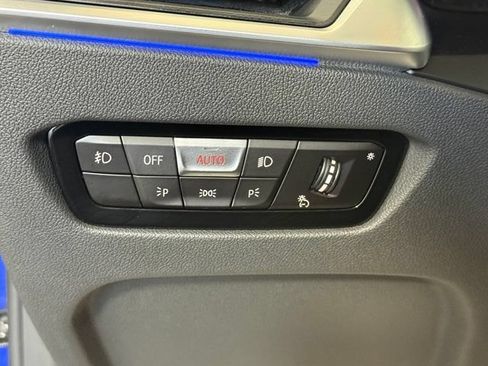 Used 2022 BMW 430i Coupe w/ M Sport Package RWD image 39