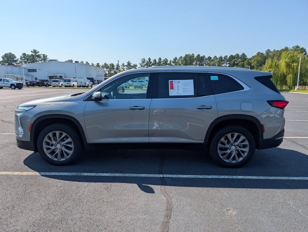 Used 2026 Buick Enclave Preferred w/ Power Package FWD image 27