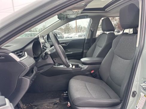 Used 2023 Toyota RAV4 XLE image 10