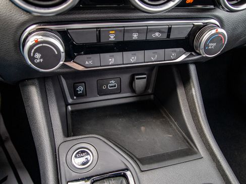 Used 2024 Nissan Sentra S image 18