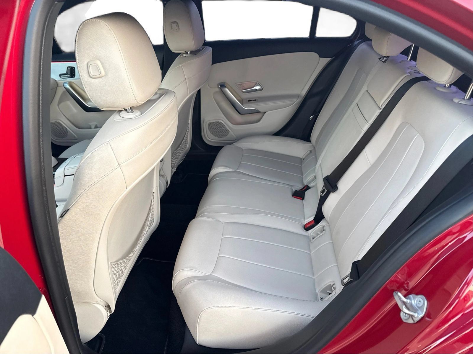 Used 2021 Mercedes-Benz A 220 image 10