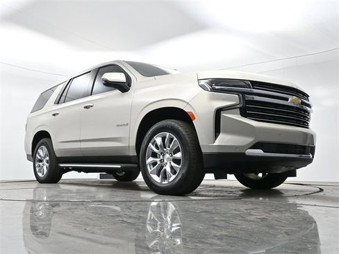 Used 2023 Chevrolet Tahoe LT w/ Luxury Package image 30