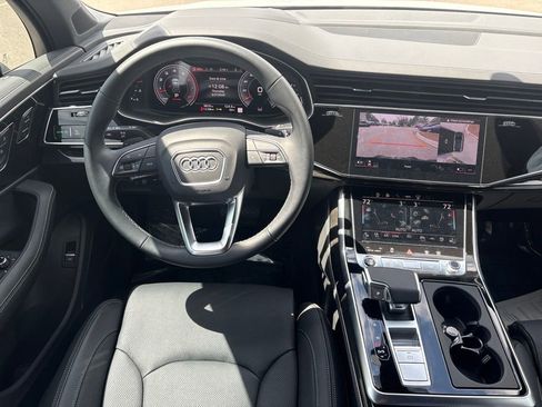 Used 2025 Audi Q7 3.0T Prestige AWD/4WD image 13
