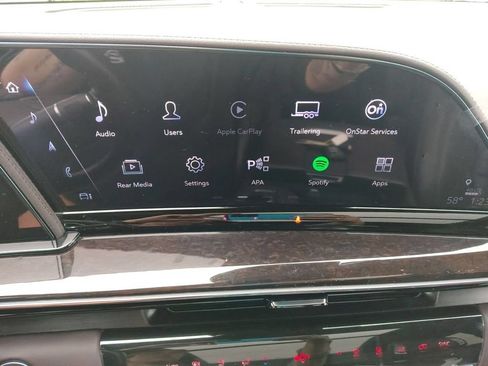 Used 2024 Cadillac Escalade ESV Sport Platinum w/ LPO, ONYX Package AWD/4WD image 9