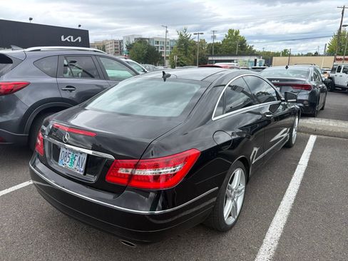 Used 2011 Mercedes-Benz E 350 Coupe image 4