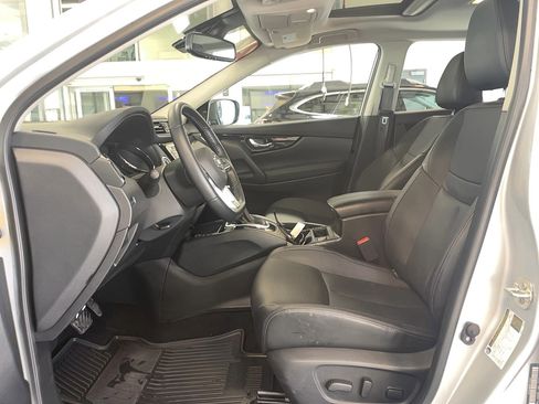 Used 2022 Nissan Rogue Sport SL w/ Premium Package AWD/4WD image 8