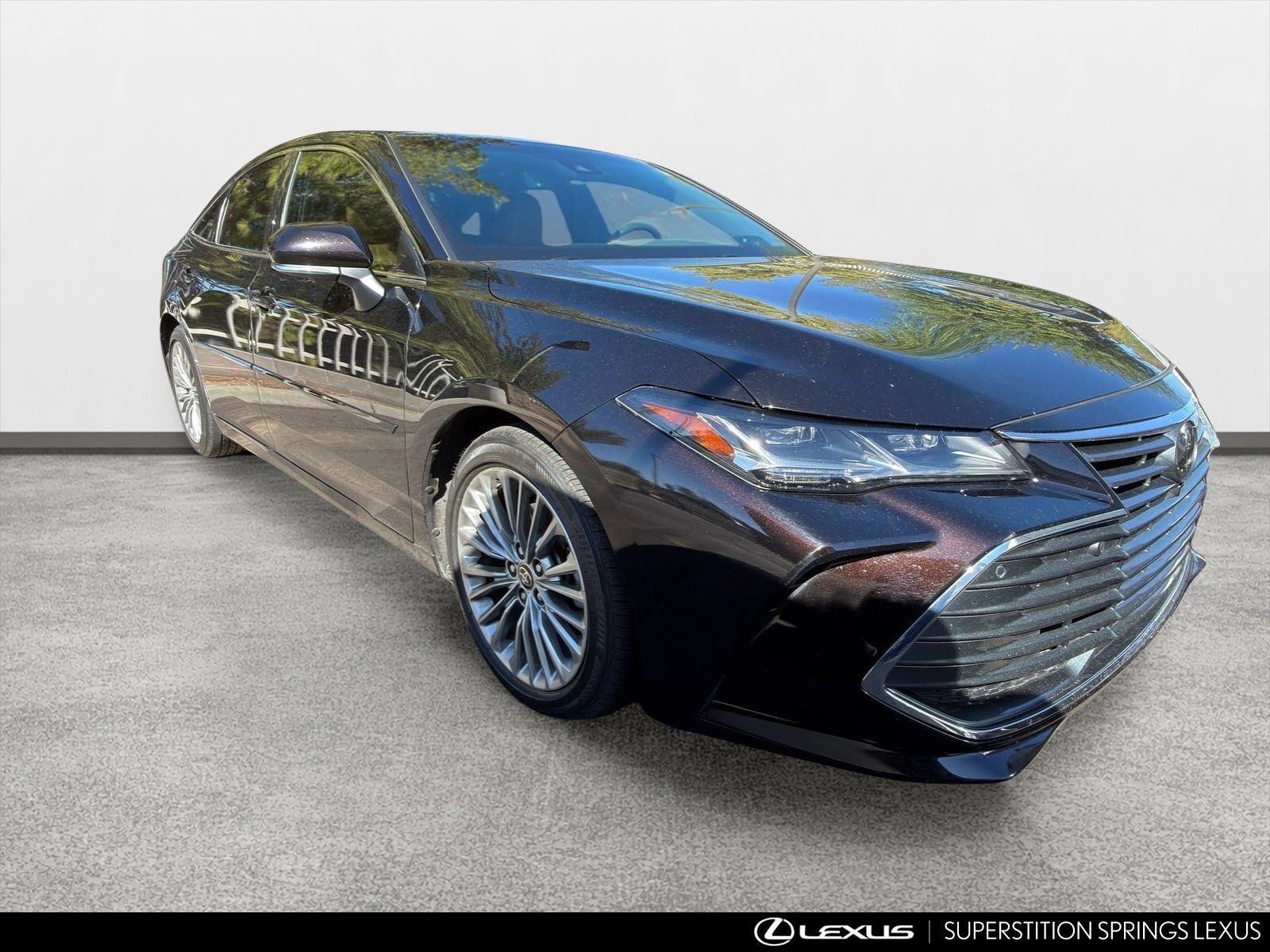 Used 2021 Toyota Avalon Limited w/ Advanced Safety Package FWD image 2