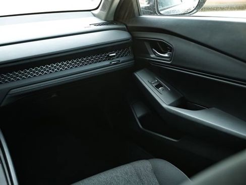 Certified 2024 Honda Accord EX image 28