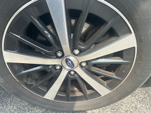 Used 2019 Subaru Impreza 2.0i Premium w/ Eyesight & BSD/Rcta & SRF AWD/4WD image 3