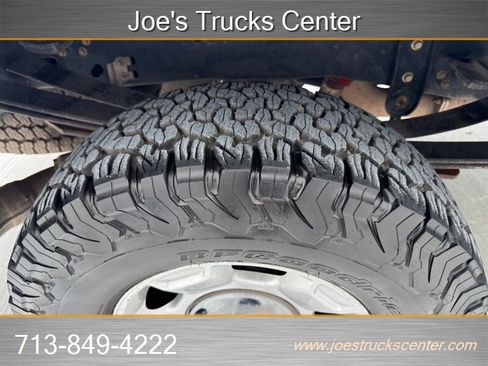 Used 2019 Ford F250 XLT w/ XLT Value Package image 46