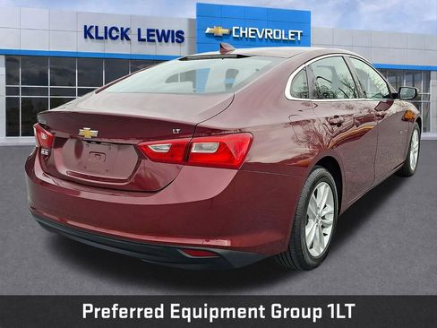 Used 2016 Chevrolet Malibu LT image 8