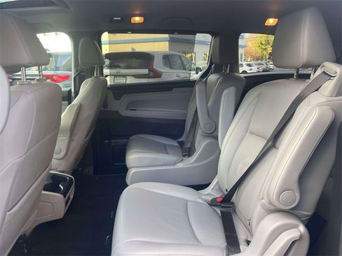 Certified 2023 Honda Odyssey EX-L image 11