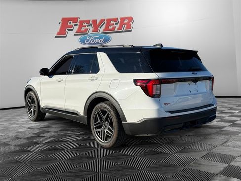 New 2025 Ford Explorer ST-Line w/ Premium Package image 3
