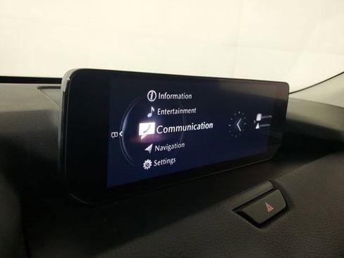 Certified 2024 MAZDA CX-90 Plug-In Hybrid w/ Preferred AWD/4WD image 28