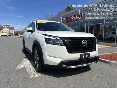 Certified 2023 Nissan Pathfinder SL w/ Black Appearance Package