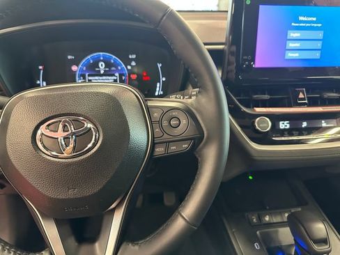 Certified 2026 Toyota Corolla Cross LE w/ Moonroof Package AWD/4WD image 21