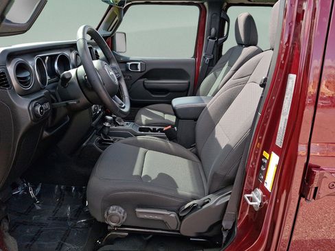 Certified 2022 Jeep Wrangler Unlimited Sport w/ Sun And Sound Package image 14