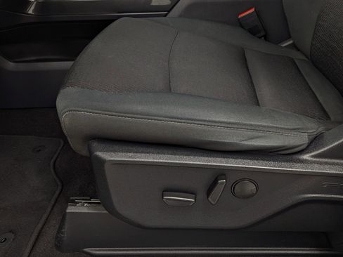 Used 2022 Ford F150 XLT w/ Equipment Group 302A High image 11