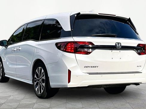 Used 2025 Honda Odyssey Elite image 5