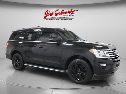 Used 2021 Ford Expedition XLT AWD/4WD image 2
