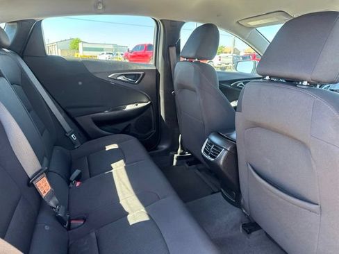 Used 2024 Chevrolet Malibu LT FWD image 21