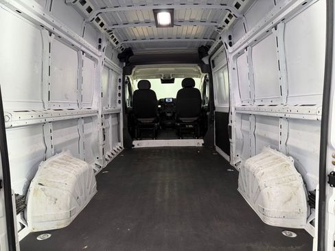 Used 2023 RAM ProMaster 2500 FWD image 23