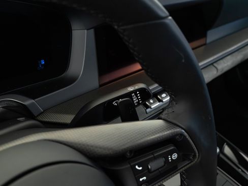 Used 2025 Porsche 911 Carrera GTS image 26