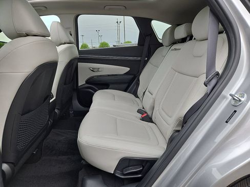 Certified 2023 Hyundai Tucson Limited AWD/4WD image 26