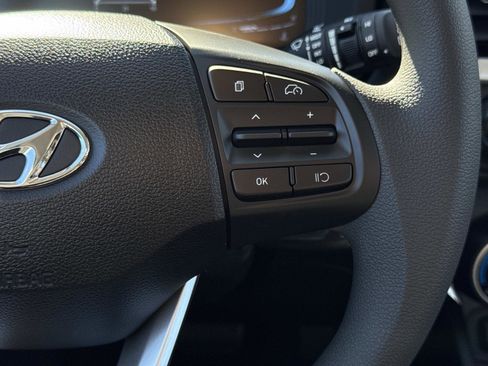 New 2026 Hyundai Venue SE image 5