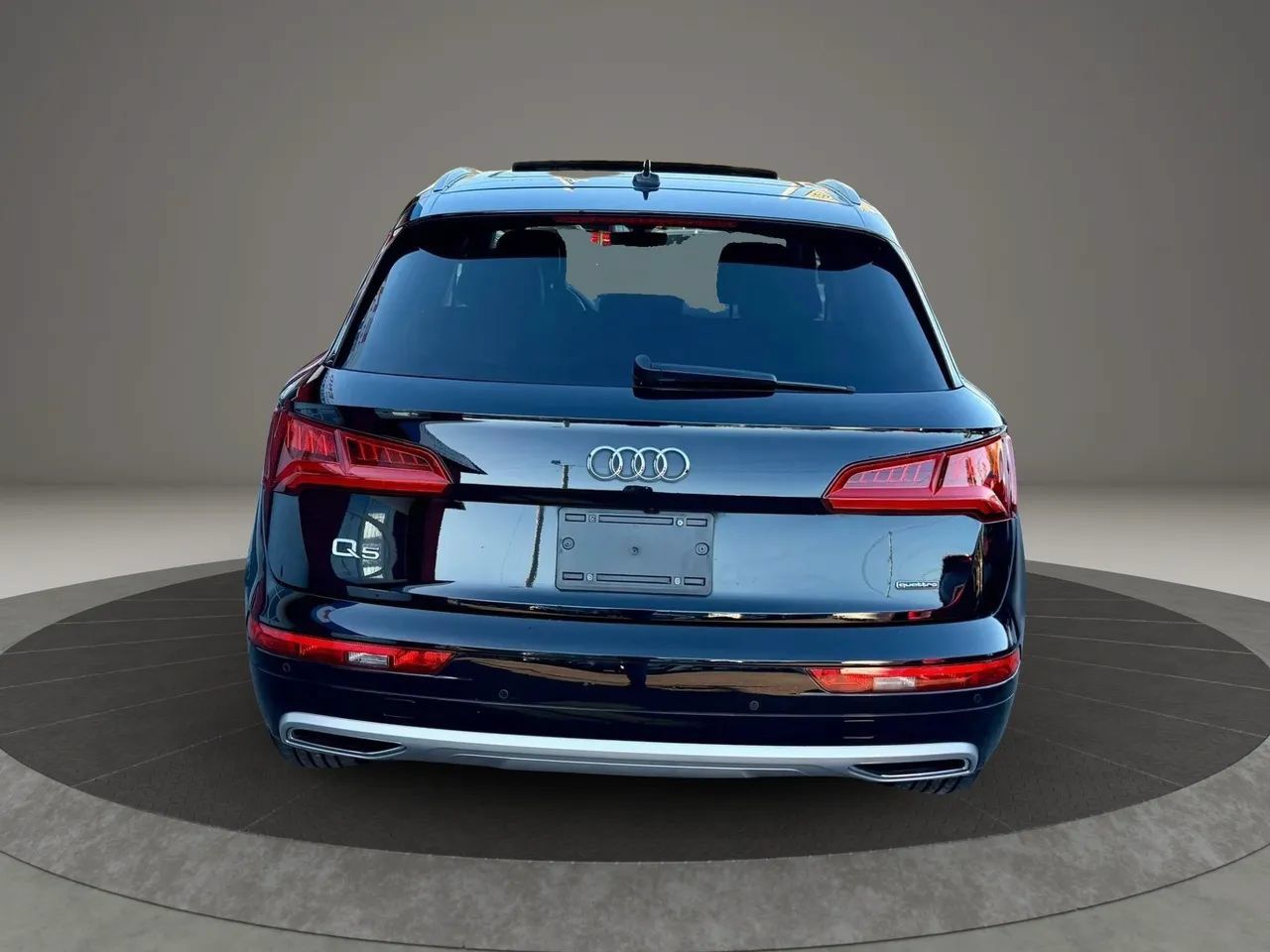 Used 2020 Audi Q5 2.0T Premium w/ Convenience Package AWD/4WD image 5