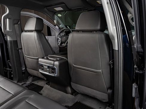 Used 2021 Chevrolet Silverado 2500 LTZ w/ LTZ Plus Package image 31