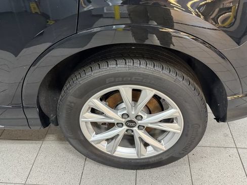 Certified 2025 Audi Q3 2.0T Premium AWD/4WD image 11