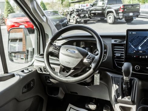 Used 2024 Ford Transit 350 XLT RWD image 11