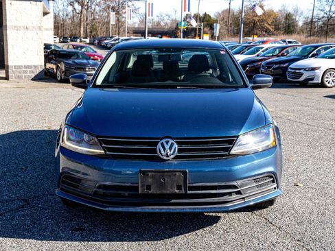 Used 2017 Volkswagen Jetta S FWD image 2